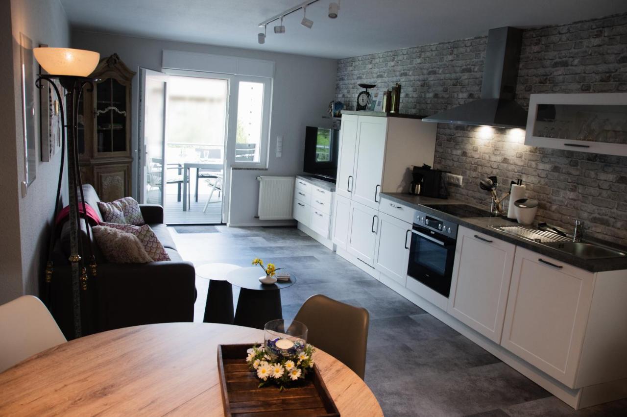 Naturnahe Schoene Neu Gestaltete Ferienwohnung Вюрзелен Экстерьер фото
